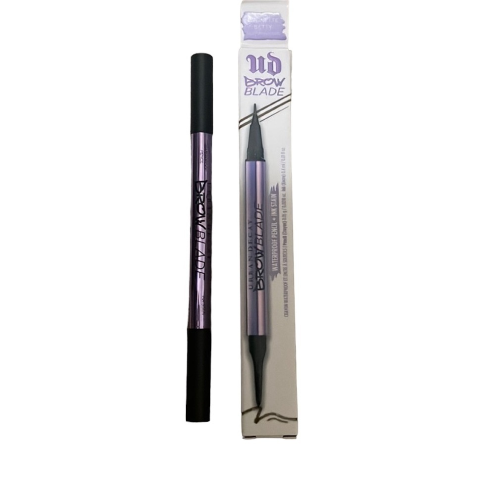 NWT Urban decay eyebrow filler​​​​​​​​​